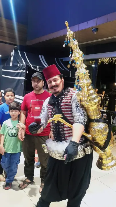 صبابين زمزم, زمازمة, صبابين تمر, صبابين عصير توت